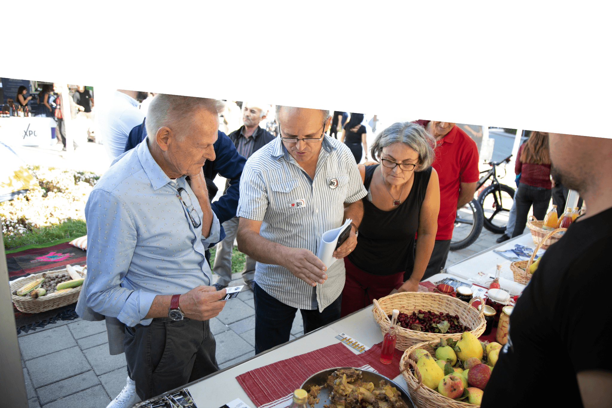 Balance contact background